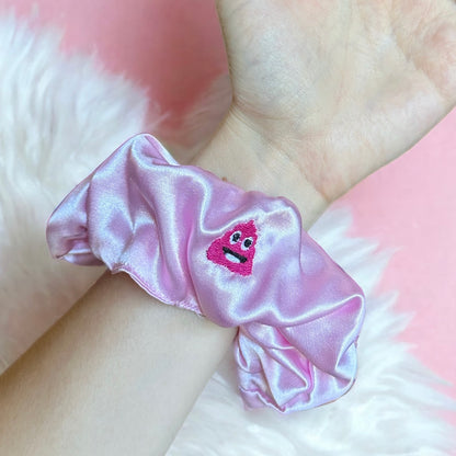 yak bun scrunchie - pink